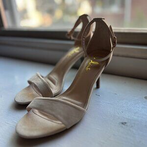 Lulu's Nude Heels